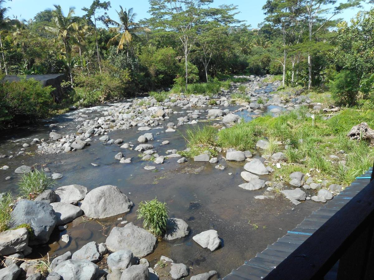 Pondok Tepi Sungai Sidemen  Kültér fotó